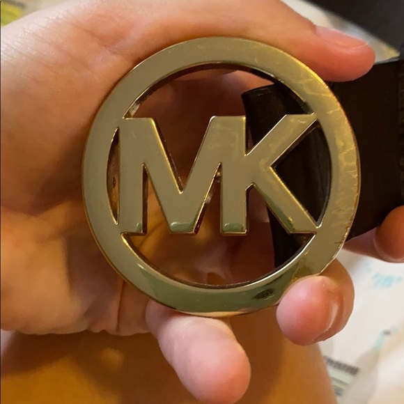 Lightly worn chocolate colored Michael Kors belt - Picture 2 of 6